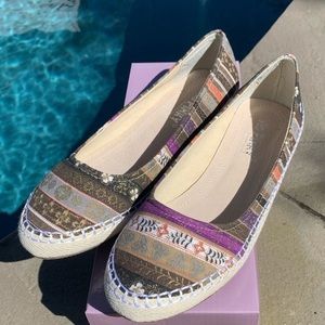 Via Pinky NIB Boho Festival Gypsy Espadrilles Flats Fabric NWT Via Pinky